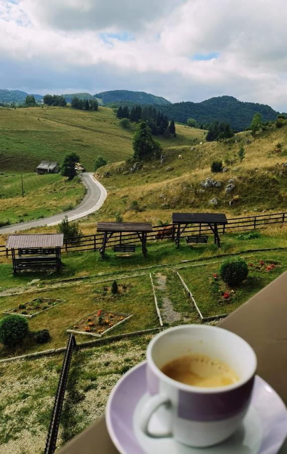 Pensiunea Crai Nou Şirnea Dış mekan fotoğraf